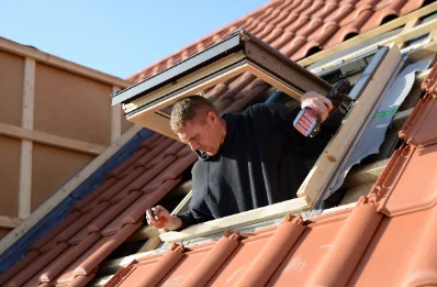 Pose de fenêtres de toit Velux aux Déserts